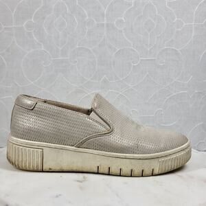 SOUL Naturalizer Tia Slip On Sneakers Womens 7 Silver Faux Leather Comfort Shoes